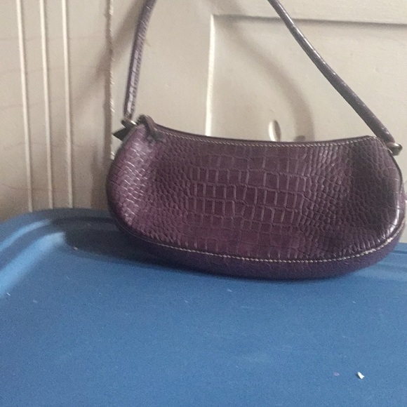 Purse - Picture 2 of 3